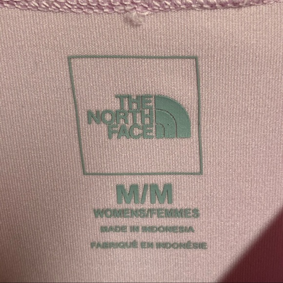 North Face Performance Rashguard Tee Size Medium - Picture 4 of 8